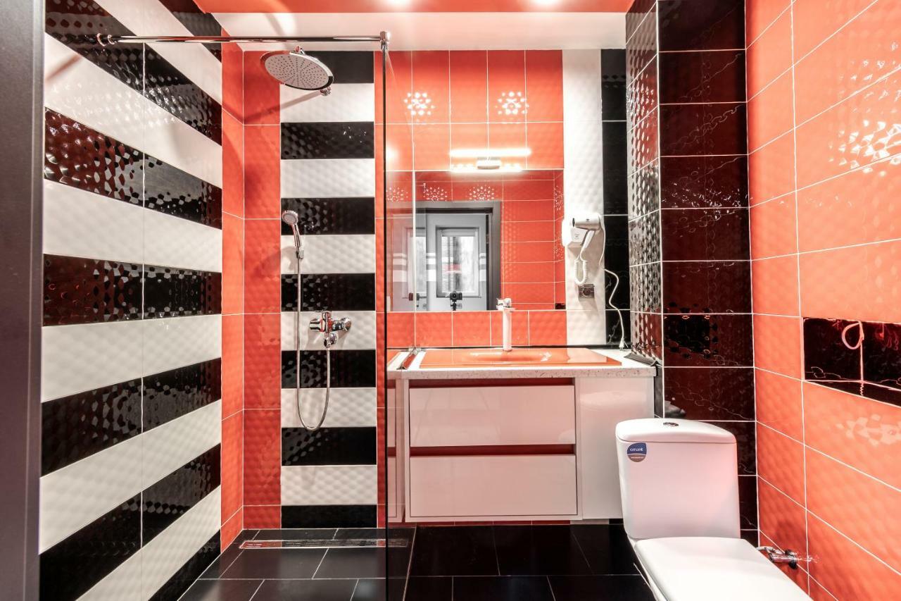 Balabana Red Apartment Lwów Zewnętrze zdjęcie