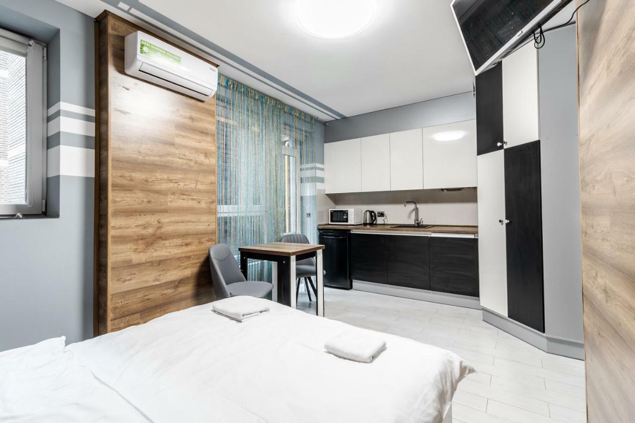 Balabana Red Apartment Lwów Zewnętrze zdjęcie